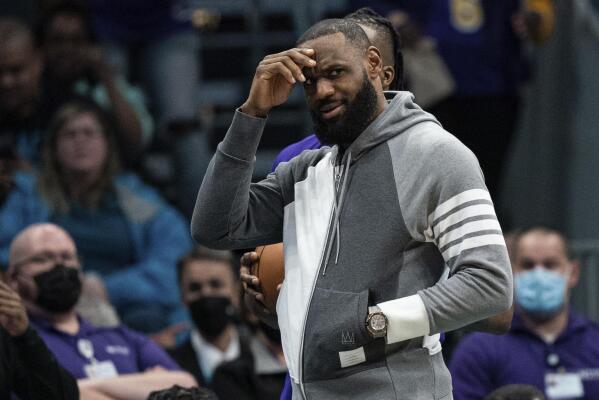 Lebron james dres lakers store